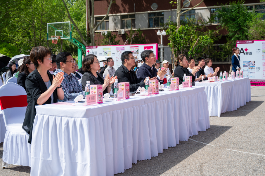 08042cc9d4924a43b8581adf7ffc7c56.png 1.png